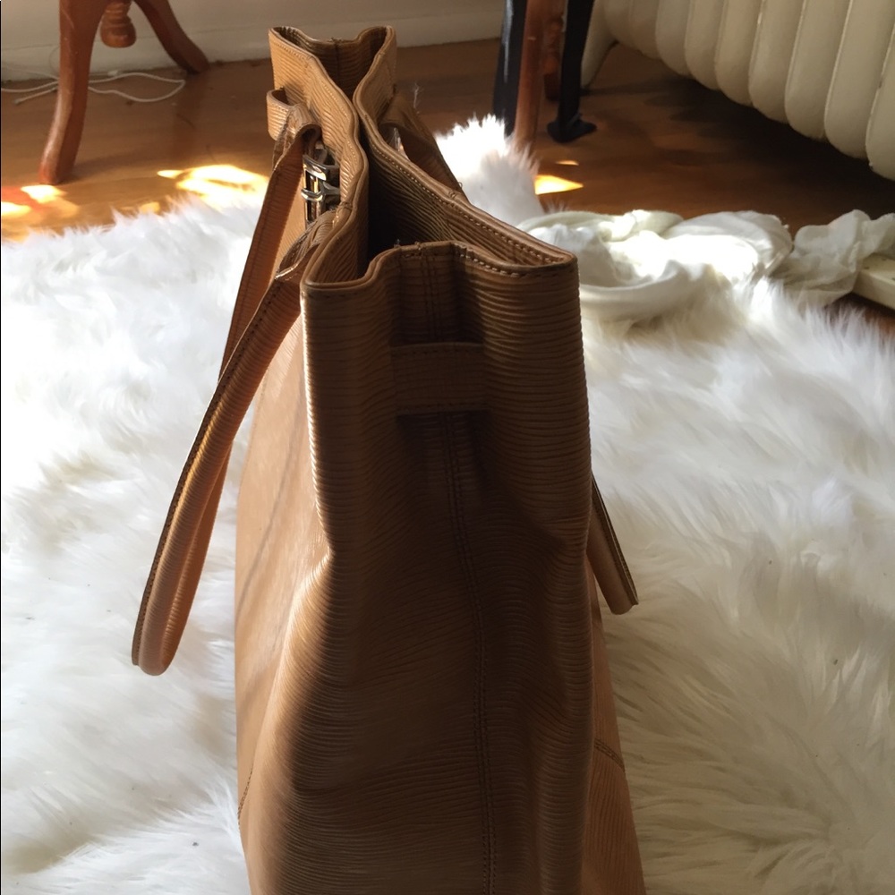 Kenneth Cole Purse